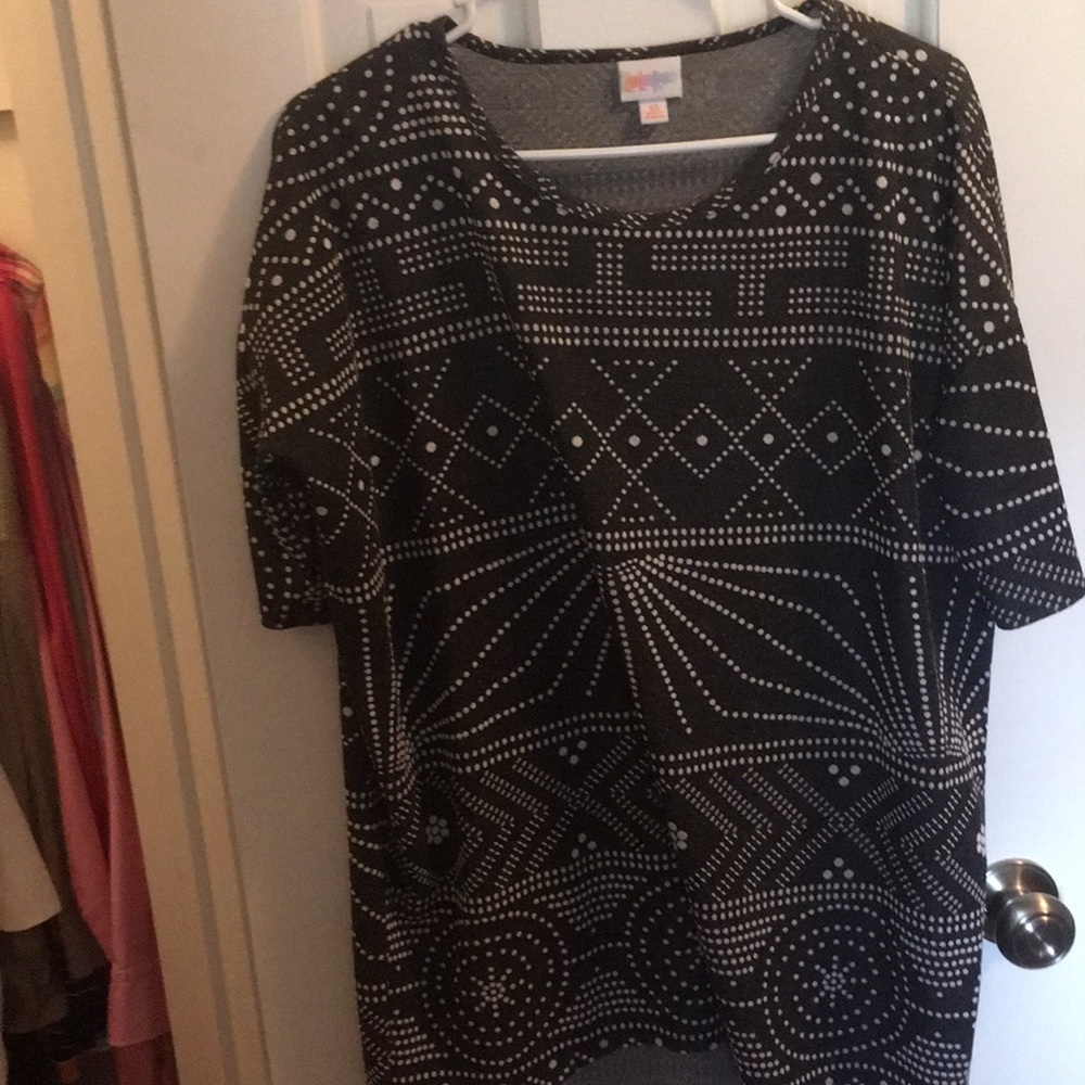 LuLaRoe Grey Irma